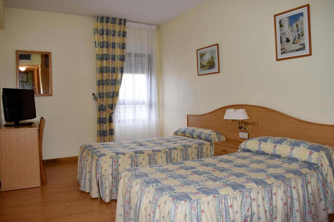 Becilla de Valderaduey Hotel Ria De Vigo "Tierra De Campos" מראה חיצוני תמונה